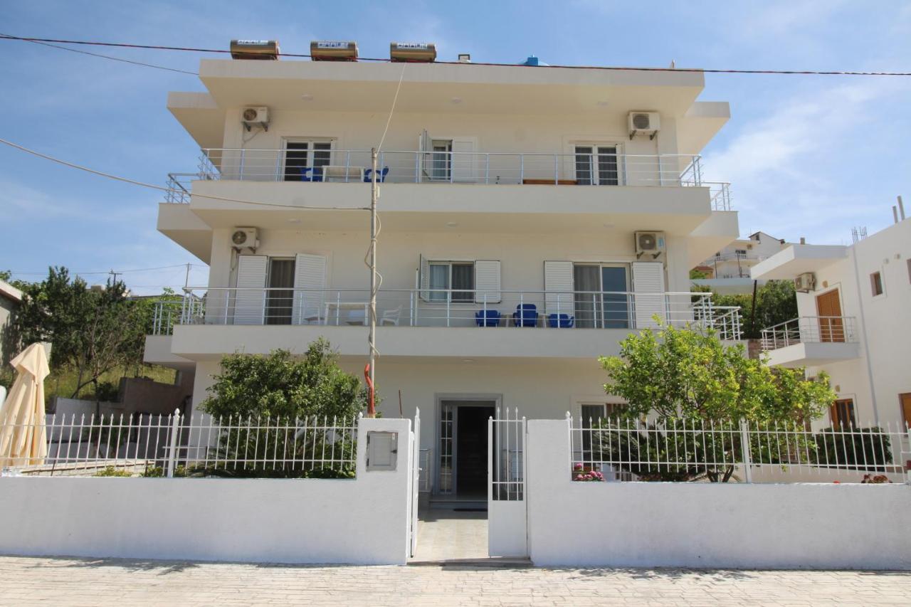 Sunset Apartments Sarandë Buitenkant foto