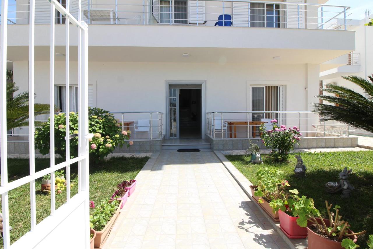 Sunset Apartments Sarandë Buitenkant foto
