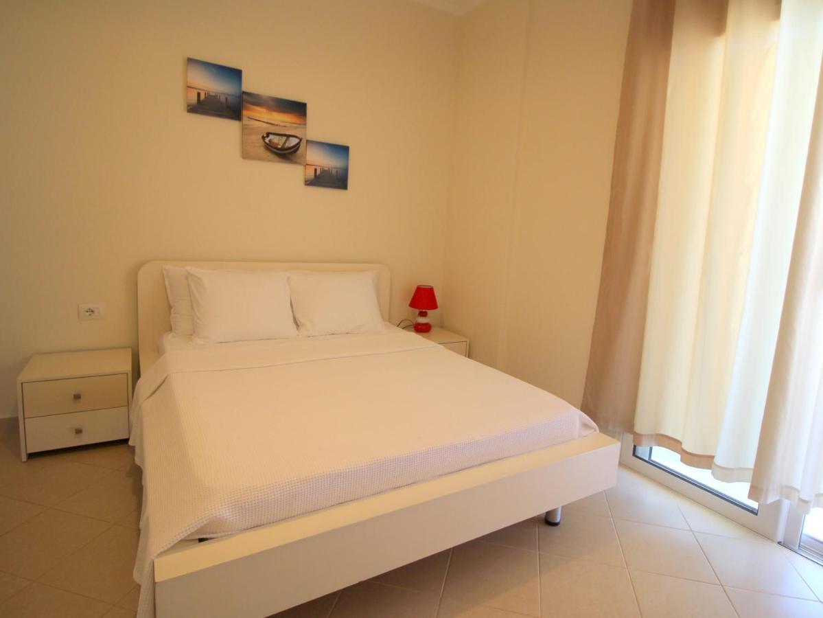 Sunset Apartments Sarandë Buitenkant foto